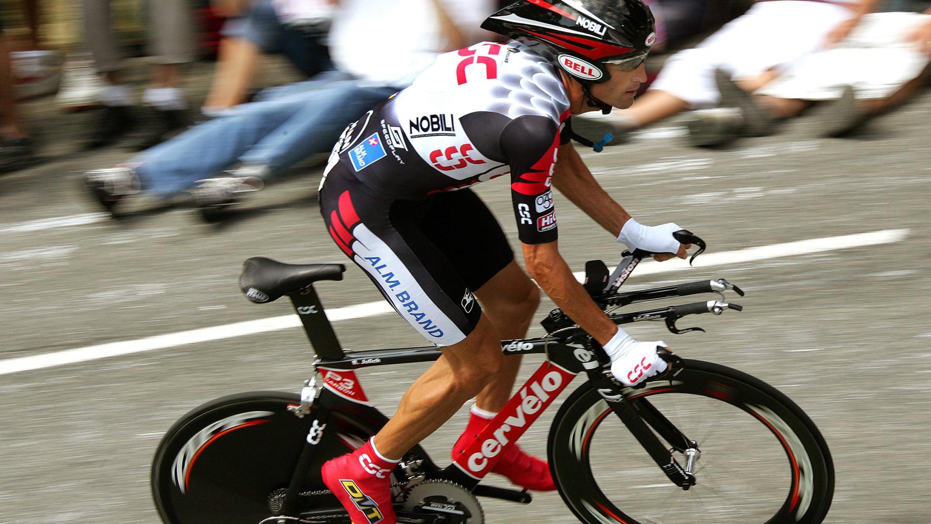 女篮姑娘用坚持创造奇迹,这个女篮